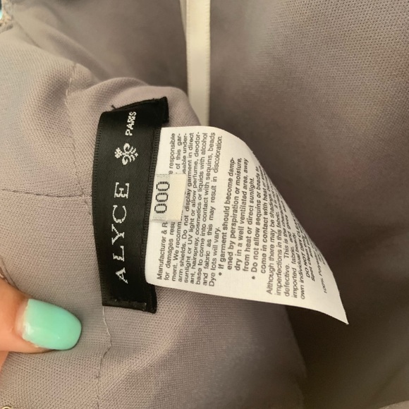 Alyce Paris Homecoming dress - Picture 5 of 5